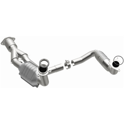 MagnaFlow OEM Grade Federal / EPA Compliant Direct-Fit Catalytic Converter 49650