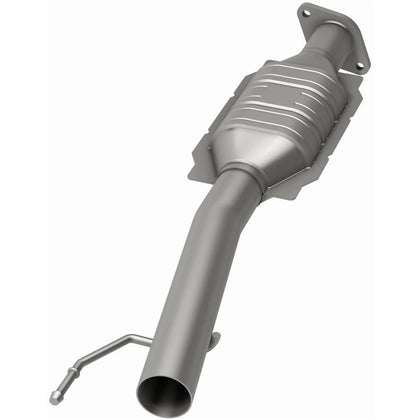MagnaFlow OEM Grade Federal / EPA Compliant Direct-Fit Catalytic Converter 49663