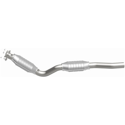 MagnaFlow 2004-2006 Dodge Ram 1500 8.3L OEM Grade Federal / EPA Compliant Direct-Fit Catalytic Converter 49669