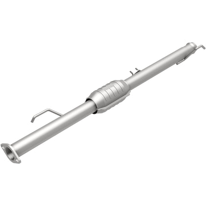 MagnaFlow 2000-2004 Toyota Tundra 3.4L OEM Grade Federal / EPA Compliant Direct-Fit Catalytic Converter 49704