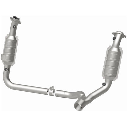 MagnaFlow 2006 Dodge Ram 1500 5.7L OEM Grade Federal / EPA Compliant Direct-Fit Catalytic Converter 49711