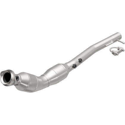 MagnaFlow 2006 Land Rover Range Rover 4.4L / 2006 Land Rover Range Rover 4.2L OEM Grade Federal / EPA Compliant Direct-Fit Catalytic Converter 49714