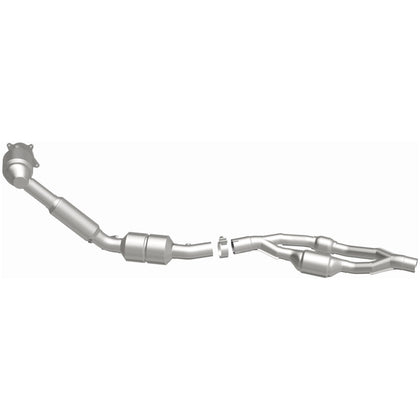 MagnaFlow 2008-2009 Audi TT 2.0L | 2009-2010 Audi TT Quattro 2.0L OEM Grade Federal / EPA Compliant Direct-Fit Catalytic Converter 49715