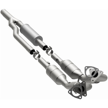 MagnaFlow 2008-2009 Audi TT Quattro 3.2L OEM Grade Federal / EPA Compliant Direct-Fit Catalytic Converter 49716