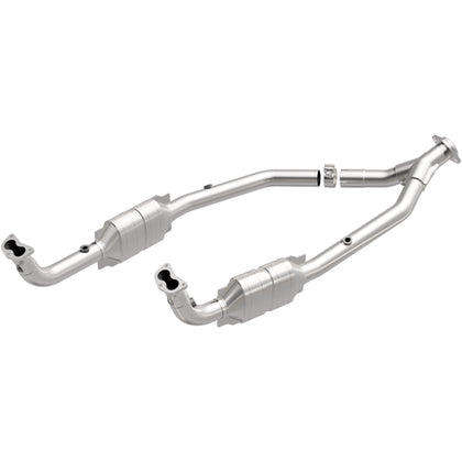 MagnaFlow 1999-2002 Land Rover Discovery 4.0L | 2003-2004 Land Rover Discovery 4.6L OEM Grade Federal / EPA Compliant Direct-Fit Catalytic Converter 49720