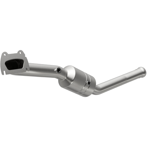 MagnaFlow 2011-2012 Dodge Durango 3.6L | 2011-2012 Jeep Grand Cherokee 3.6L OEM Grade Federal / EPA Compliant Direct-Fit Catalytic Converter 49737