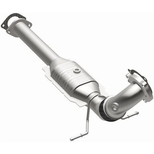 MagnaFlow OEM Grade Federal / EPA Compliant Direct-Fit Catalytic Converter 49738