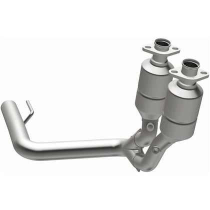 MagnaFlow 1999-2004 Jeep Grand Cherokee 4.0L OEM Grade Federal / EPA Compliant Direct-Fit Catalytic Converter 49744
