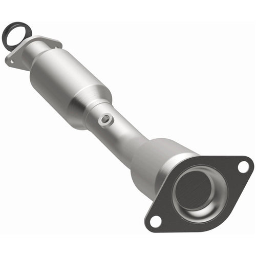 MagnaFlow OEM Grade Federal / EPA Compliant Direct-Fit Catalytic Converter 49753