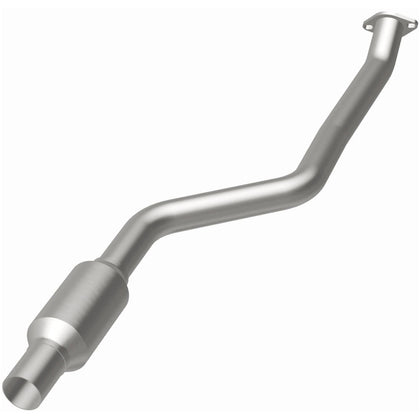 MagnaFlow OEM Grade Federal / EPA Compliant Direct-Fit Catalytic Converter 49782