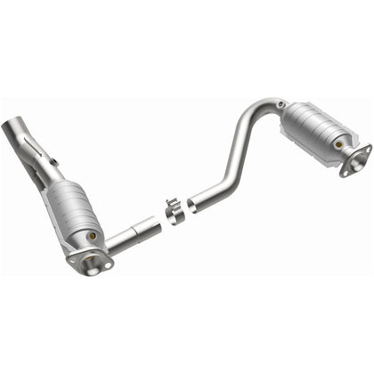 MagnaFlow OEM Grade Federal / EPA Compliant Direct-Fit Catalytic Converter 49832