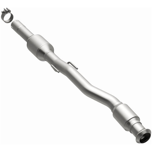 MagnaFlow OEM Grade Federal / EPA Compliant Direct-Fit Catalytic Converter 49846