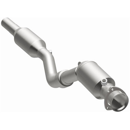 MagnaFlow 2004-2009 Audi S4 4.2L OEM Grade Federal / EPA Compliant Direct-Fit Catalytic Converter 49872