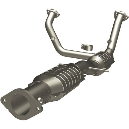 MagnaFlow 2000 Chevrolet S10 4.3L OEM Grade Federal / EPA Compliant Direct-Fit Catalytic Converter 49945