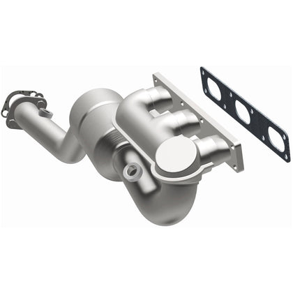 MagnaFlow 1999-2000 BMW 528i 2.8L HM Grade Federal / EPA Compliant Direct-Fit Manifold Catalytic Converter 50465
