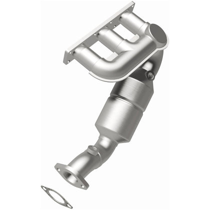 MagnaFlow 1999-2000 BMW 528i 2.8L HM Grade Federal / EPA Compliant Direct-Fit Manifold Catalytic Converter 50466
