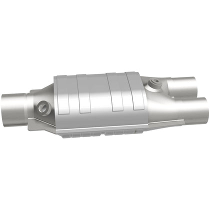 MagnaFlow OEM Grade Federal / EPA Compliant Universal Catalytic Converter 51067
