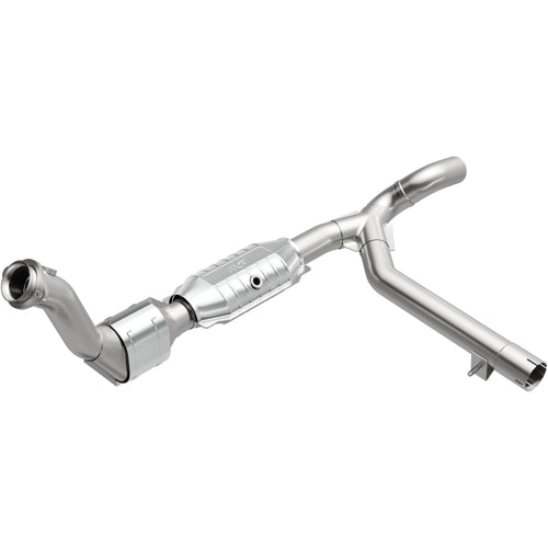 MagnaFlow 1999-2000 Ford Expedition 4.6L OEM Grade Federal / EPA Compliant Direct-Fit Catalytic Converter 51116