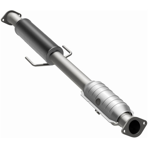 MagnaFlow OEM Grade Federal / EPA Compliant Direct-Fit Catalytic Converter 51133