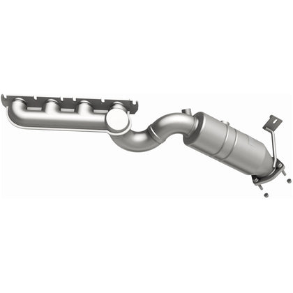 MagnaFlow 2007-2011 Audi A6 Quattro 4.2L | 2007-2008 Audi A8 Quattro 4.2L OEM Grade Federal / EPA Compliant Direct-Fit Manifold Catalytic Converter 51138