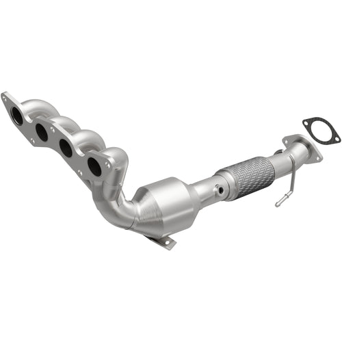 MagnaFlow 2012-2018 Ford Focus 2.0L OEM Grade Federal / EPA Compliant Direct-Fit Manifold Catalytic Converter 51153