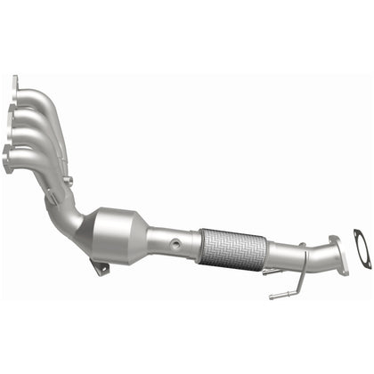 MagnaFlow 2012-2018 Ford Focus 2.0L OEM Grade Federal / EPA Compliant Direct-Fit Manifold Catalytic Converter 51153