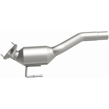 MagnaFlow 2004-2006 Volkswagen Touareg 4.2L OEM Grade Federal / EPA Compliant Direct-Fit Catalytic Converter 51154