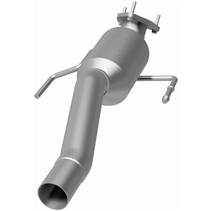 MagnaFlow 2004-2006 Volkswagen Touareg 4.2L OEM Grade Federal / EPA Compliant Direct-Fit Catalytic Converter 51156