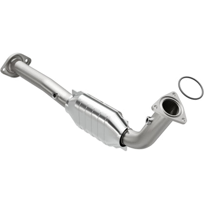 MagnaFlow 2003-2006 Hummer H2 6.0L OEM Grade Federal / EPA Compliant Direct-Fit Catalytic Converter 51200