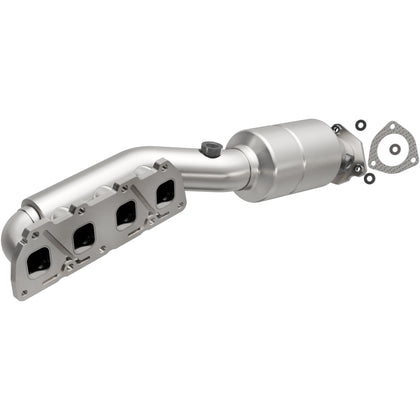 MagnaFlow 2002-2004 Volkswagen Passat 4.0L OEM Grade Federal / EPA Compliant Direct-Fit Manifold Catalytic Converter 51213