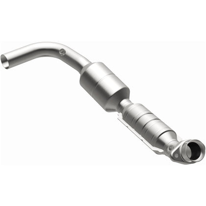 MagnaFlow OEM Grade Federal / EPA Compliant Direct-Fit Catalytic Converter 51311