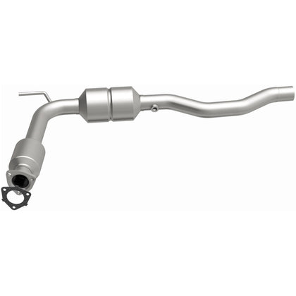 MagnaFlow 1997-2003 Volkswagen EuroVan 2.8L OEM Grade Federal / EPA Compliant Direct-Fit Catalytic Converter 51342