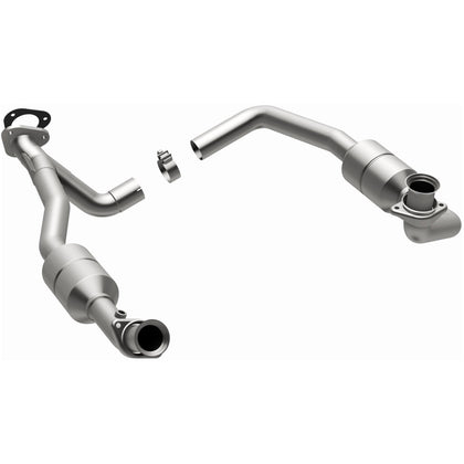 MagnaFlow OEM Grade Federal / EPA Compliant Direct-Fit Catalytic Converter 51378