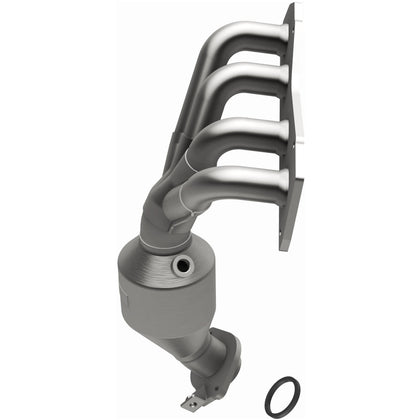 MagnaFlow 2012-2017 Toyota Camry 2.5L | 2009-2015 Toyota Venza 2.7L OEM Grade Federal / EPA Compliant Direct-Fit Manifold Catalytic Converter 51381