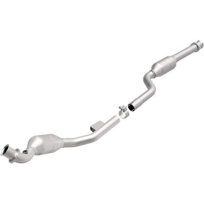 MagnaFlow 1998-2003 Mercedes-Benz E320 Base 3.2L OEM Grade Federal / EPA Compliant Direct-Fit Catalytic Converter 51422