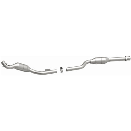 MagnaFlow 1998-2003 Mercedes-Benz E320 Base 3.2L OEM Grade Federal / EPA Compliant Direct-Fit Catalytic Converter 51422