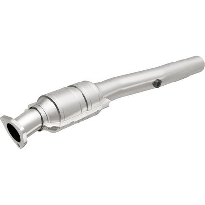 MagnaFlow 2000-2003 Audi A8 Quattro 4.2L OEM Grade Federal / EPA Compliant Direct-Fit Catalytic Converter 51452
