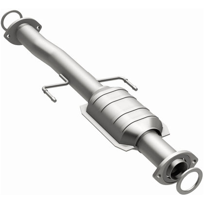 MagnaFlow 1999-2004 Toyota Tacoma 2.4L | 2000-2004 Toyota Tacoma 2.7L OEM Grade Federal / EPA Compliant Direct-Fit Catalytic Converter 51453