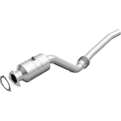 MagnaFlow 2002-2004 Audi A4 3.0L | 2002-2004 Audi A4 Quattro 3.0L OEM Grade Federal / EPA Compliant Direct-Fit Catalytic Converter 51461