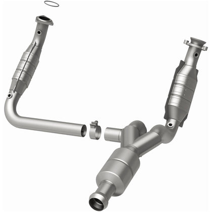 MagnaFlow OEM Grade Federal / EPA Compliant Direct-Fit Catalytic Converter 51578