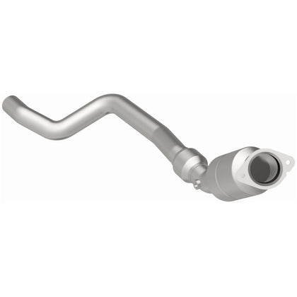 MagnaFlow OEM Grade Federal / EPA Compliant Direct-Fit Catalytic Converter 51584