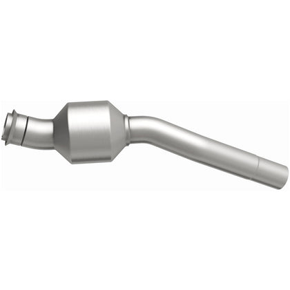 MagnaFlow OEM Grade Federal / EPA Compliant Direct-Fit Catalytic Converter 51637