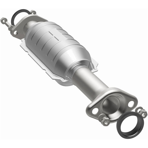 MagnaFlow 2004-2007 Suzuki Aerio 2.3L OEM Grade Federal / EPA Compliant Direct-Fit Catalytic Converter 51672