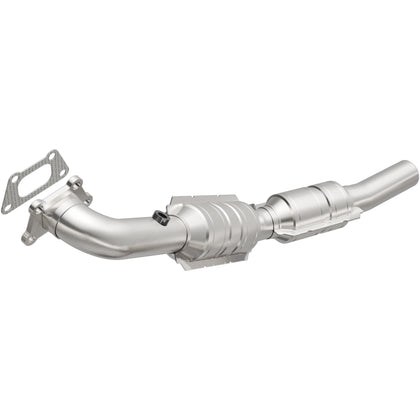 MagnaFlow 2012-2015 Chevrolet Camaro 3.6L OEM Grade Federal / EPA Compliant Direct-Fit Catalytic Converter 51682