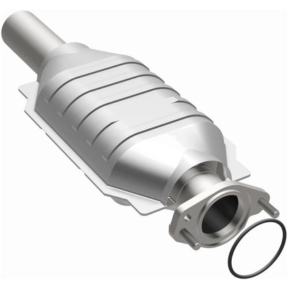 MagnaFlow OEM Grade Federal / EPA Compliant Direct-Fit Catalytic Converter 51793