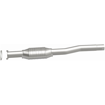 MagnaFlow OEM Grade Federal / EPA Compliant Direct-Fit Catalytic Converter 51804