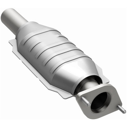 MagnaFlow OEM Grade Federal / EPA Compliant Direct-Fit Catalytic Converter 51808