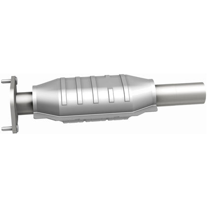 MagnaFlow OEM Grade Federal / EPA Compliant Direct-Fit Catalytic Converter 51808