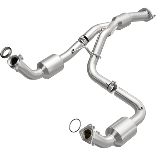 MagnaFlow OEM Grade Federal / EPA Compliant Direct-Fit Catalytic Converter 51812