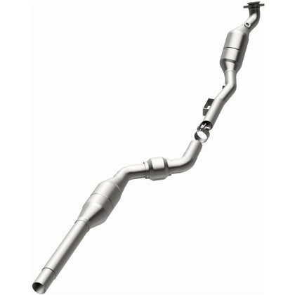 MagnaFlow 1998-2003 Mercedes-Benz E320 Base 3.2L OEM Grade Federal / EPA Compliant Direct-Fit Catalytic Converter 51823